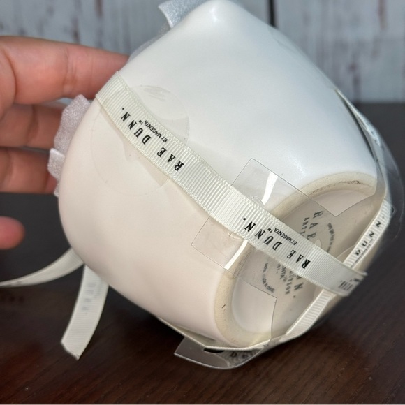 RAE DUNN collectibles 4 piece set ceramic measuring cups new Country Living - Picture 4 of 6